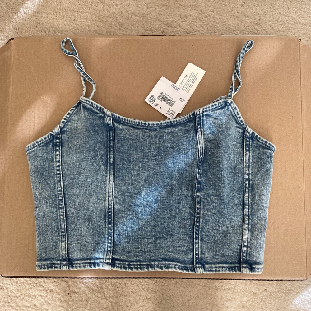American Eagle Crop denim top